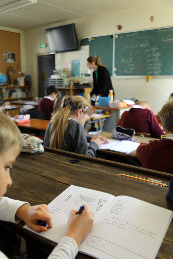 L'École recrute un(e) enseignant(e)